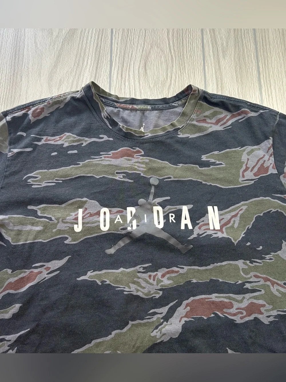 Jordan Sportswear Tech Men's 3XL Graphic Long-Sleeve T-Shirt Camo Jumpman #23